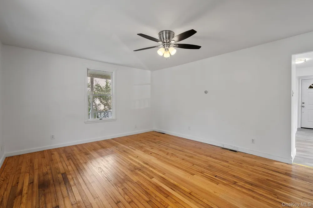 3 2nd Avenue Unionville, NY 10988