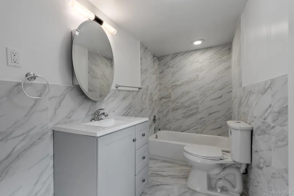 3 2nd Avenue Unionville, NY 10988