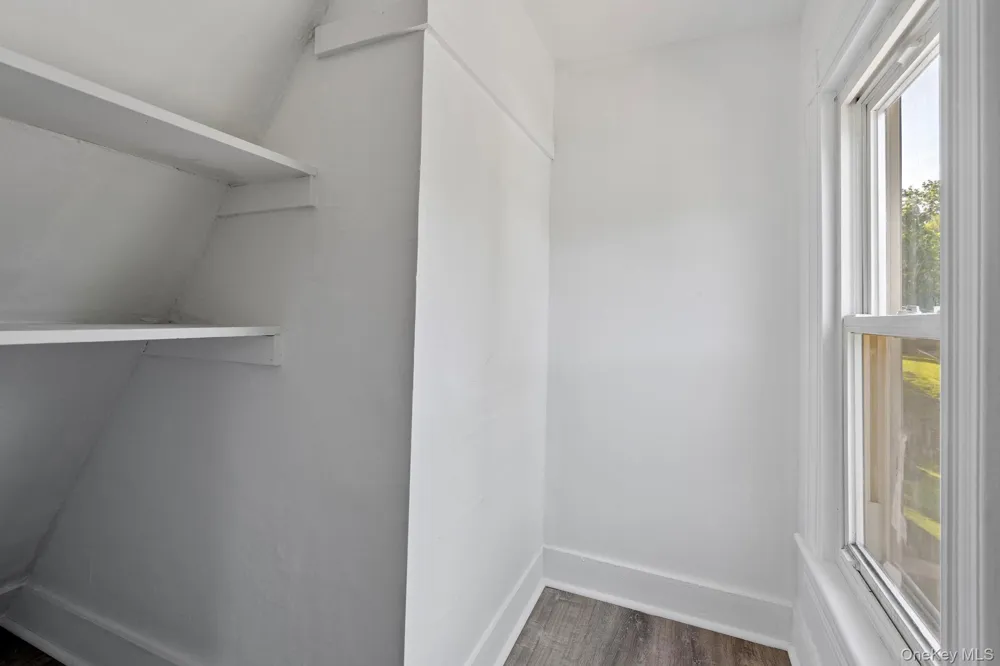 3 2nd Avenue Unionville, NY 10988