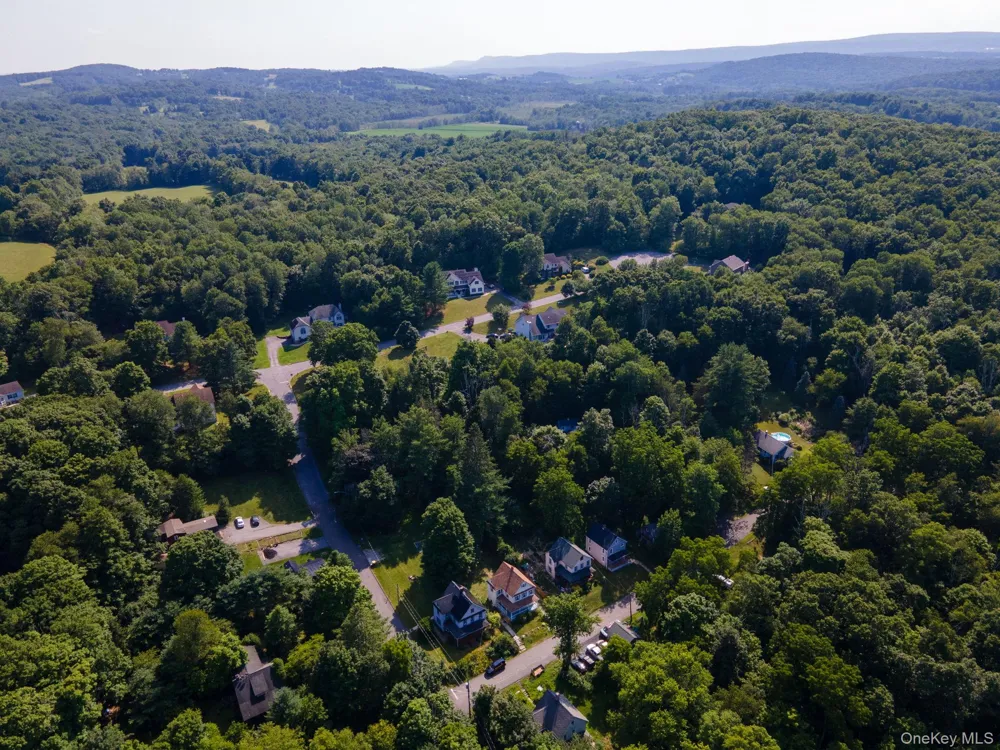 3 2nd Avenue Unionville, NY 10988