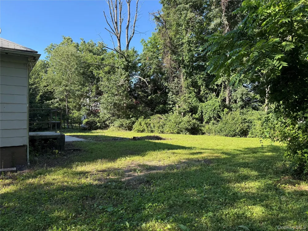 23 Post Road Sloatsburg, NY 10974