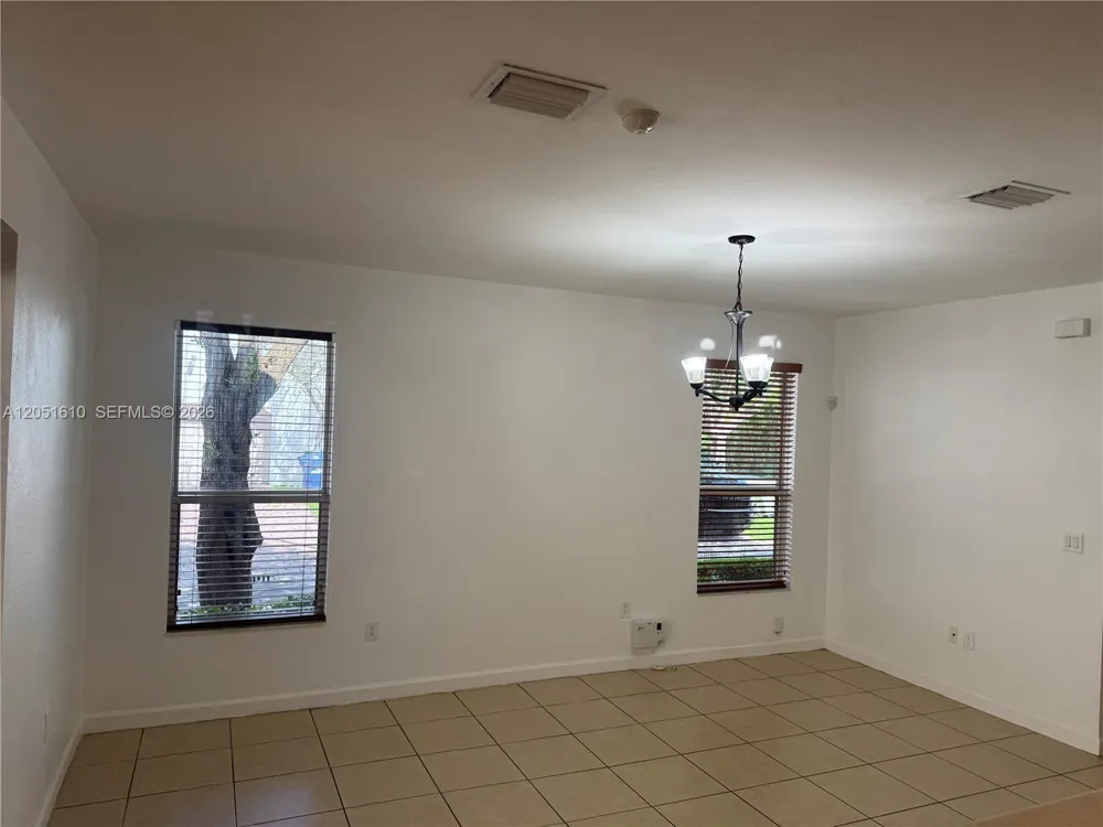 16731 SW 96th St #16731 Miami, FL 33196