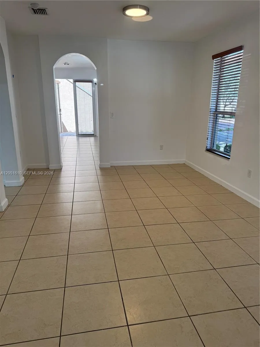 16731 SW 96th St #16731 Miami, FL 33196