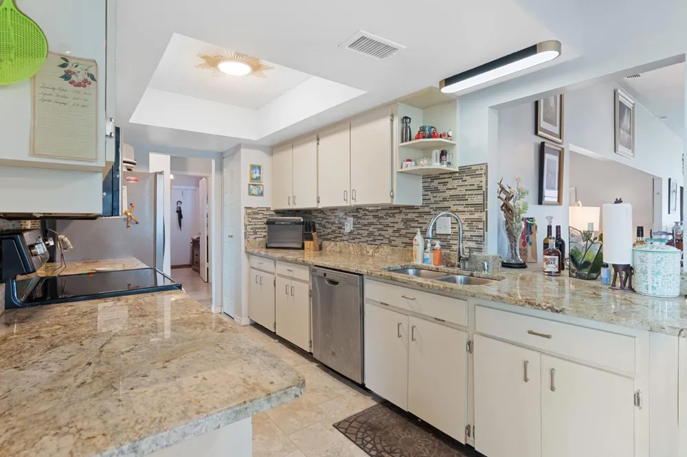2023 EL RANCHO DRIVE Sun City Center, FL 33573