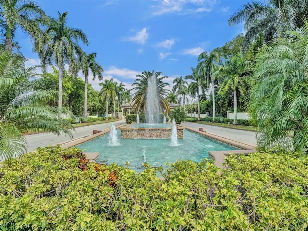 4701 Martinique Drive #L2 Coconut Creek, FL 33066