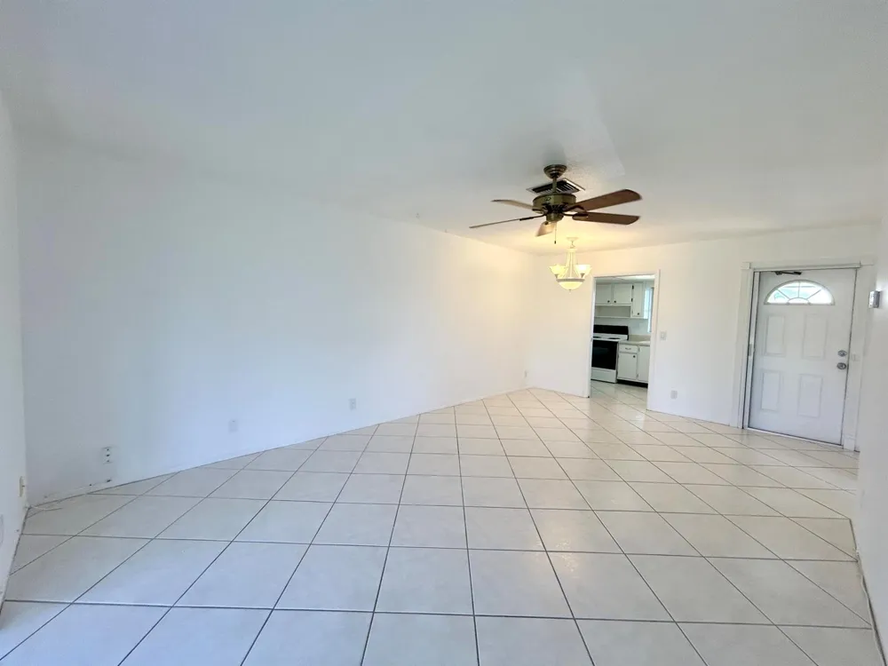 2885 Crosley Drive E #A West Palm Beach, FL 33415