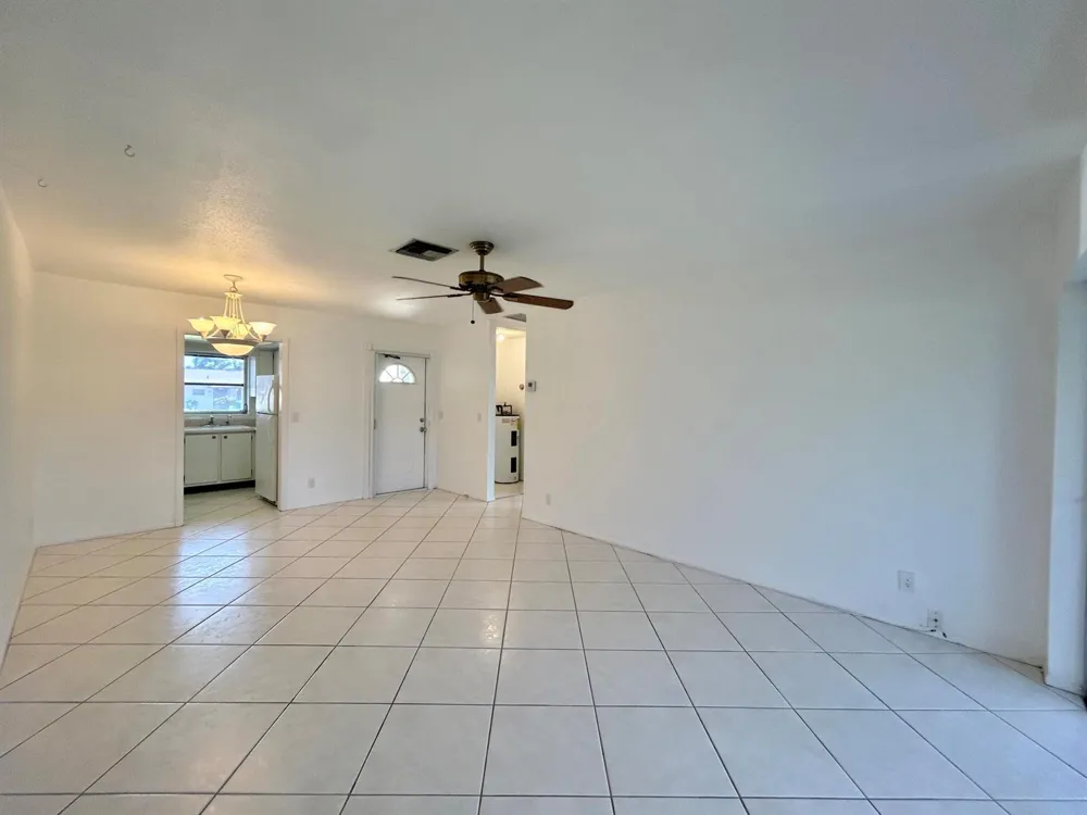 2885 Crosley Drive E #A West Palm Beach, FL 33415
