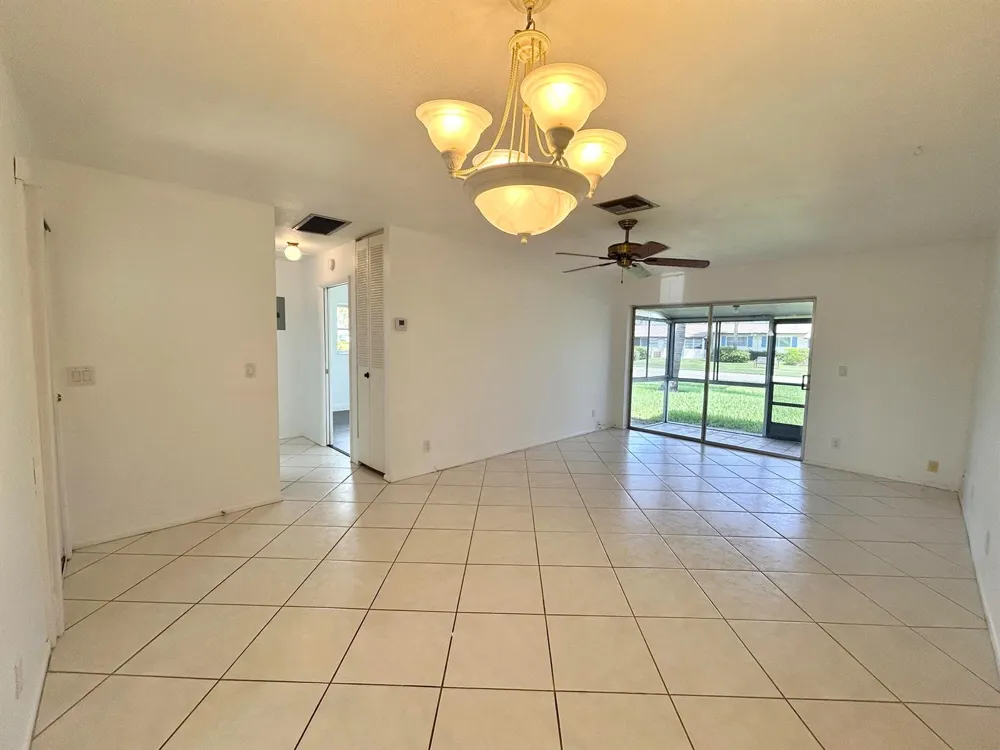 2885 Crosley Drive E #A West Palm Beach, FL 33415