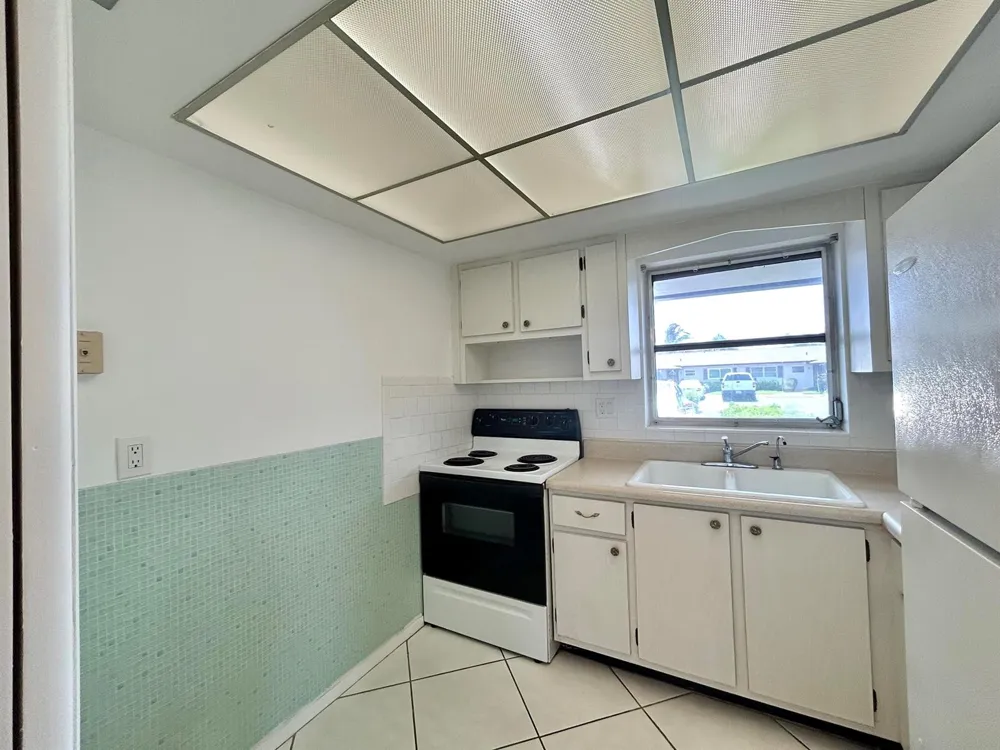 2885 Crosley Drive E #A West Palm Beach, FL 33415