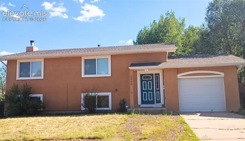 6940 Grand Valley Drive