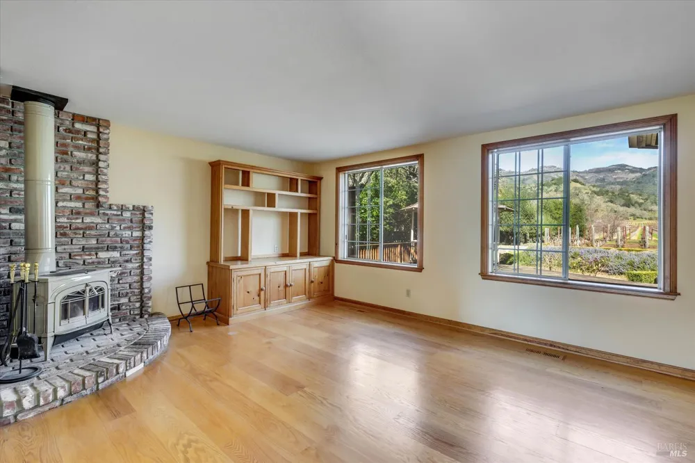 20 Rosedale Road Calistoga, CA 94515
