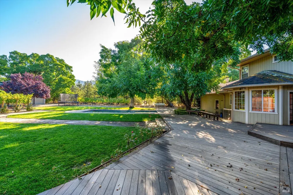 20 Rosedale Road Calistoga, CA 94515
