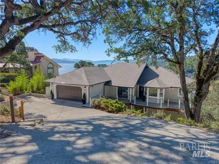 2560 Westlake Drive