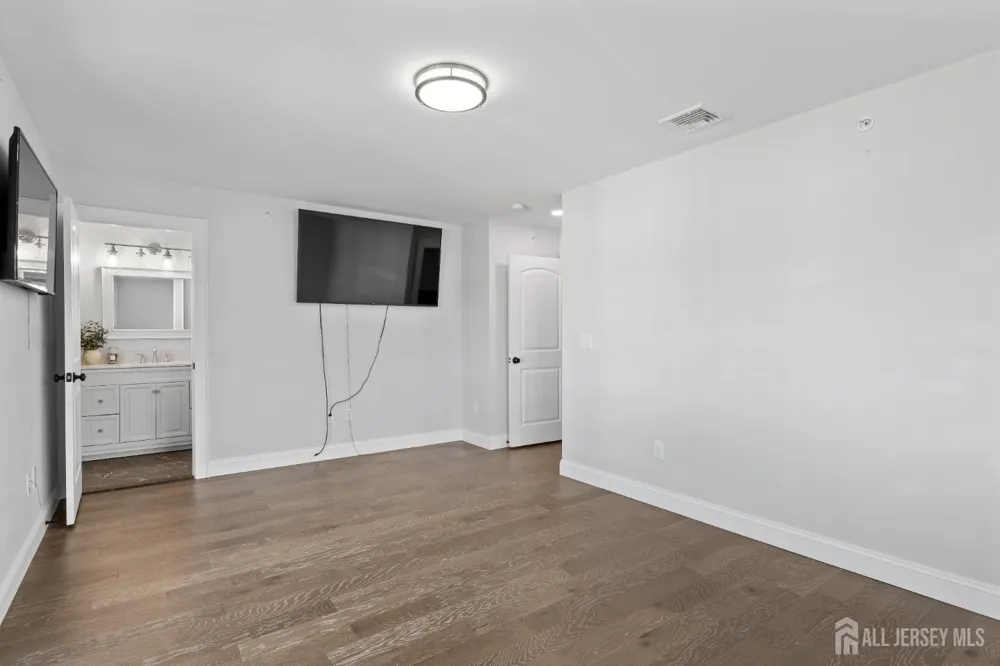 22 Arcadia Place #B Union, NJ 07088