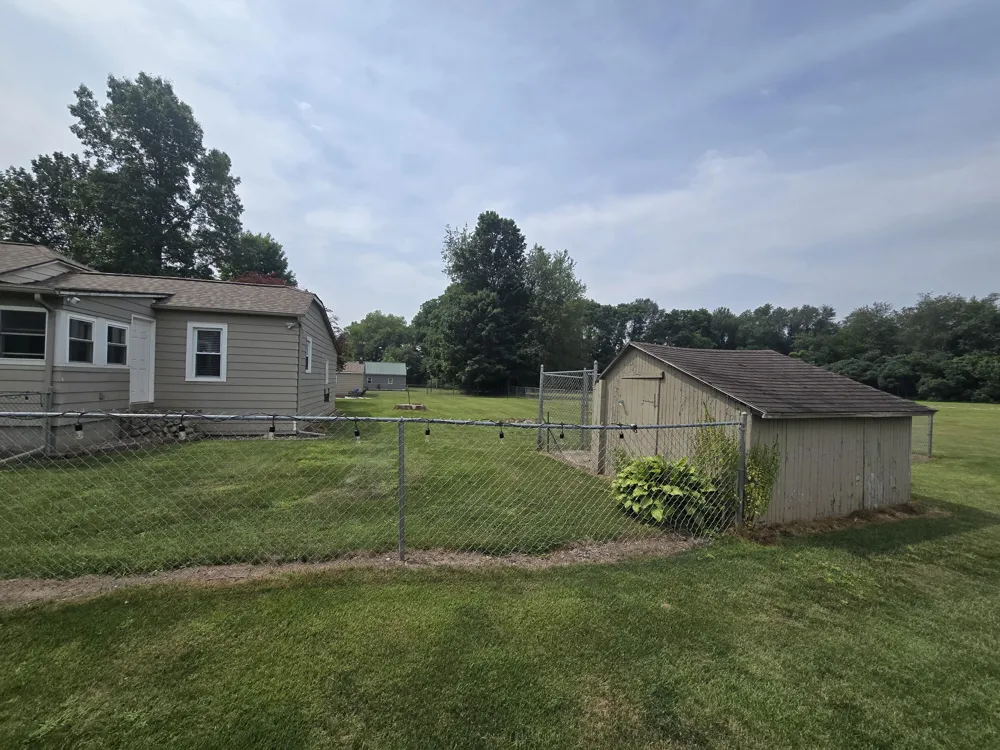 53560 Fulton Road Leonidas, MI 49066