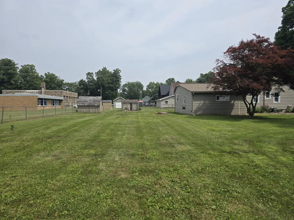 53560 Fulton Road Leonidas, MI 49066