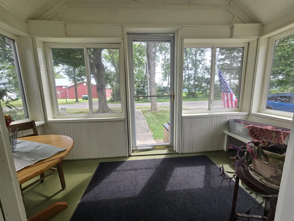 53560 Fulton Road Leonidas, MI 49066