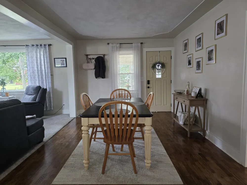 53560 Fulton Road Leonidas, MI 49066