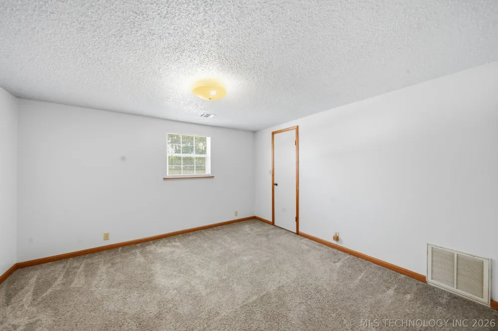 16610 S 4180 ROAD Claremore, OK 74017