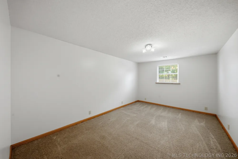 16610 S 4180 ROAD Claremore, OK 74017