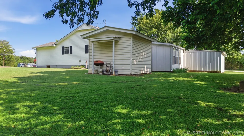 16610 S 4180 ROAD Claremore, OK 74017