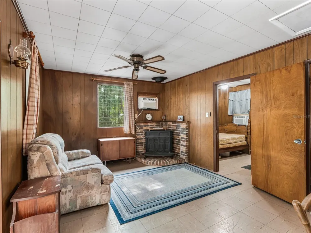 4935 SW 124TH LN Webster, FL 33597