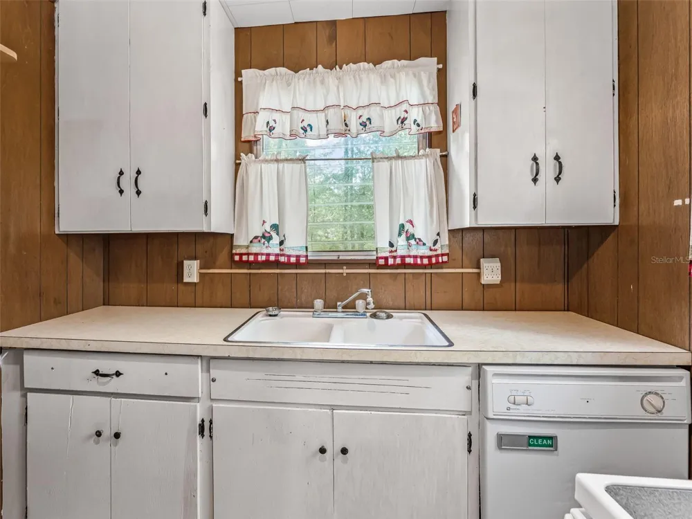 4935 SW 124TH LN Webster, FL 33597