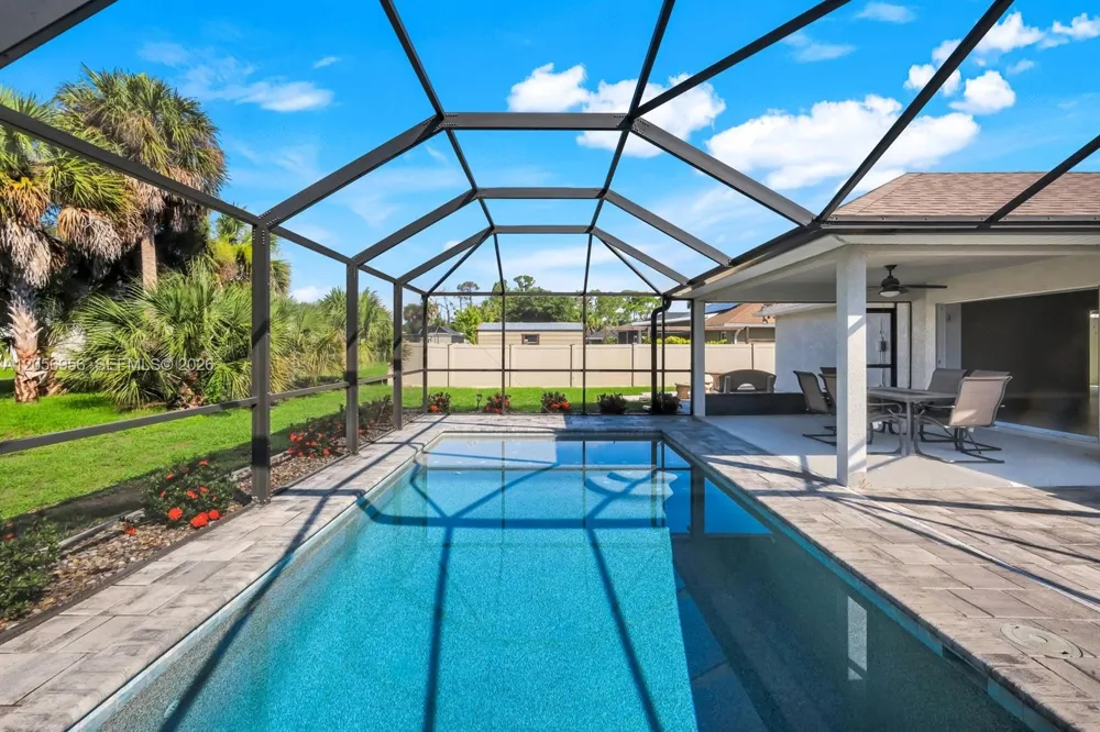 455 Bowman Terrace Port Charlotte, FL 33953