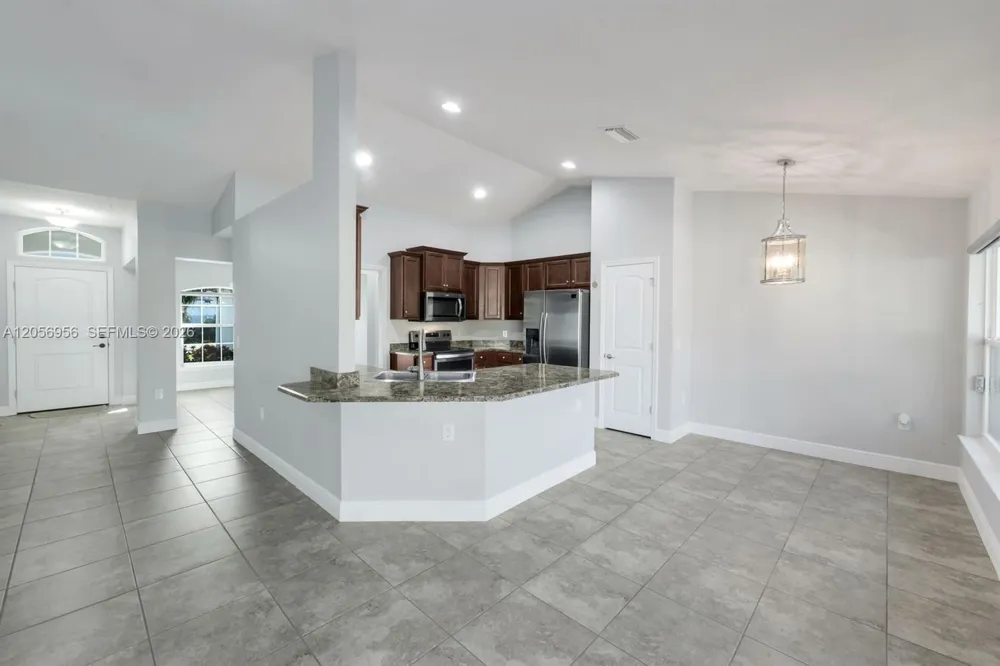 455 Bowman Terrace Port Charlotte, FL 33953