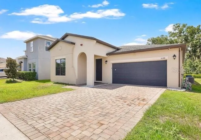 9248 CHANDLER DRIVE Groveland, FL 34736