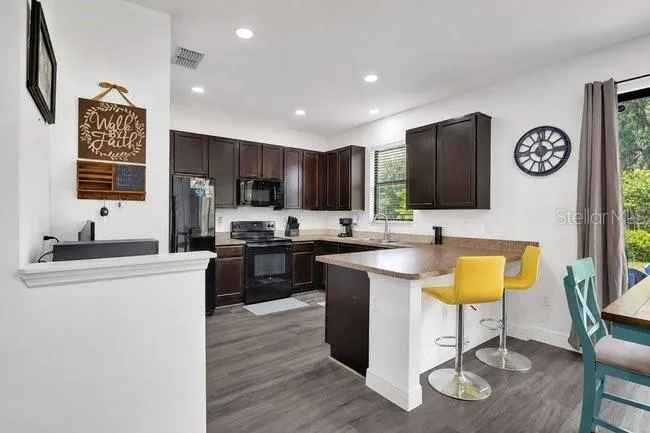 9248 CHANDLER DRIVE Groveland, FL 34736