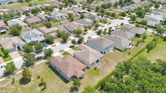 9248 CHANDLER DRIVE Groveland, FL 34736