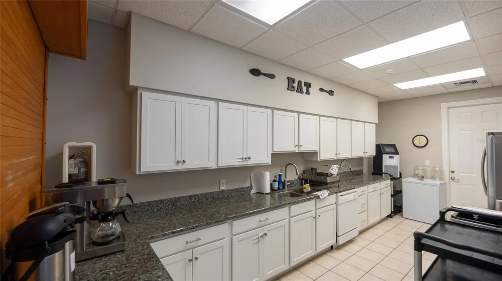 2472 COTTONWOOD LANE North Port, FL 34289