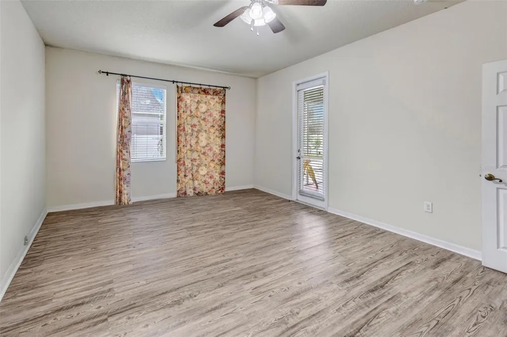 2206 VIA CORTONA STREET Plant City, FL 33566