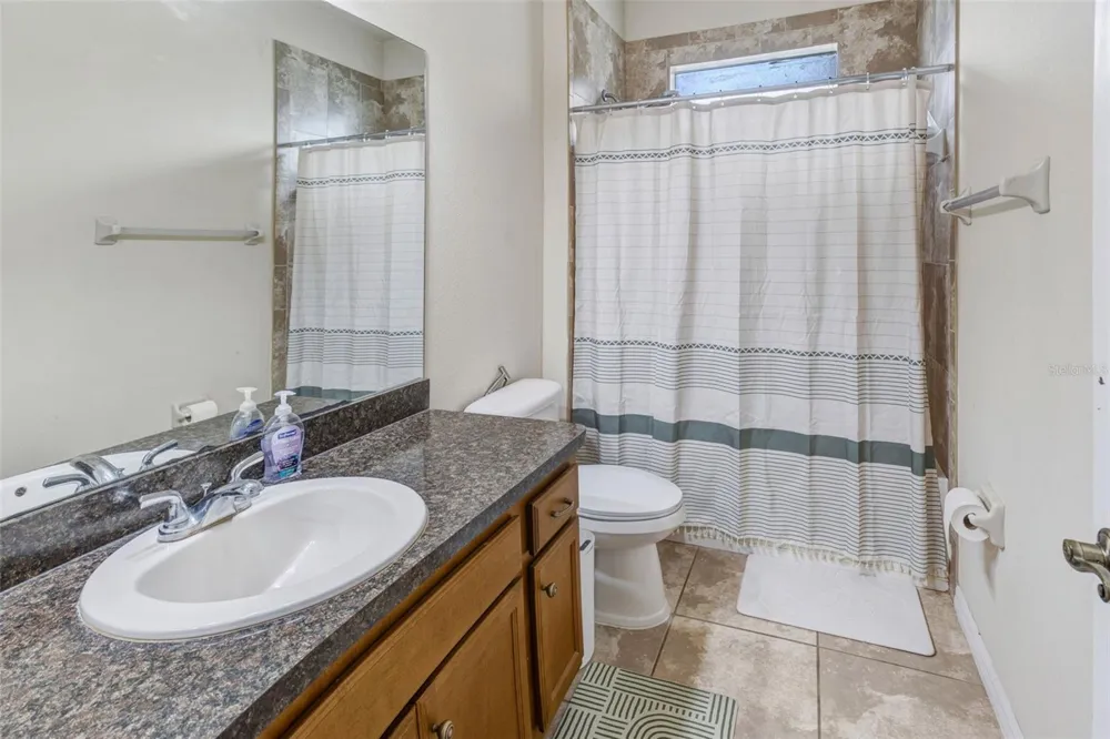 2206 VIA CORTONA STREET Plant City, FL 33566