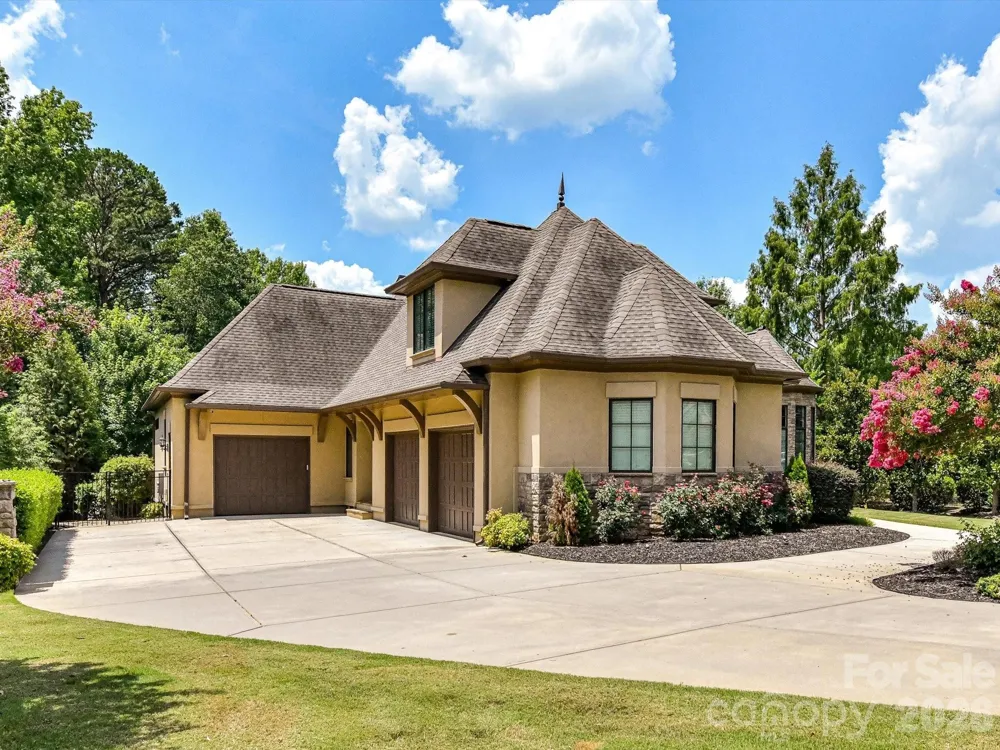 8119 Skyecroft Commons Drive Waxhaw, NC 28173