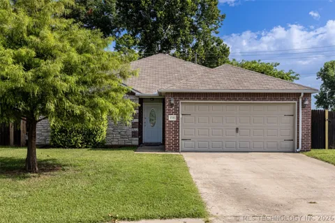 8745 E 126th Place S
