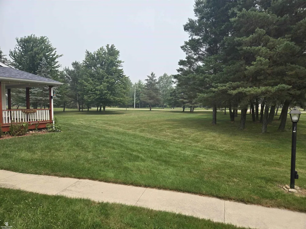 8045 Duquette Road Brockway Township, MI 48097