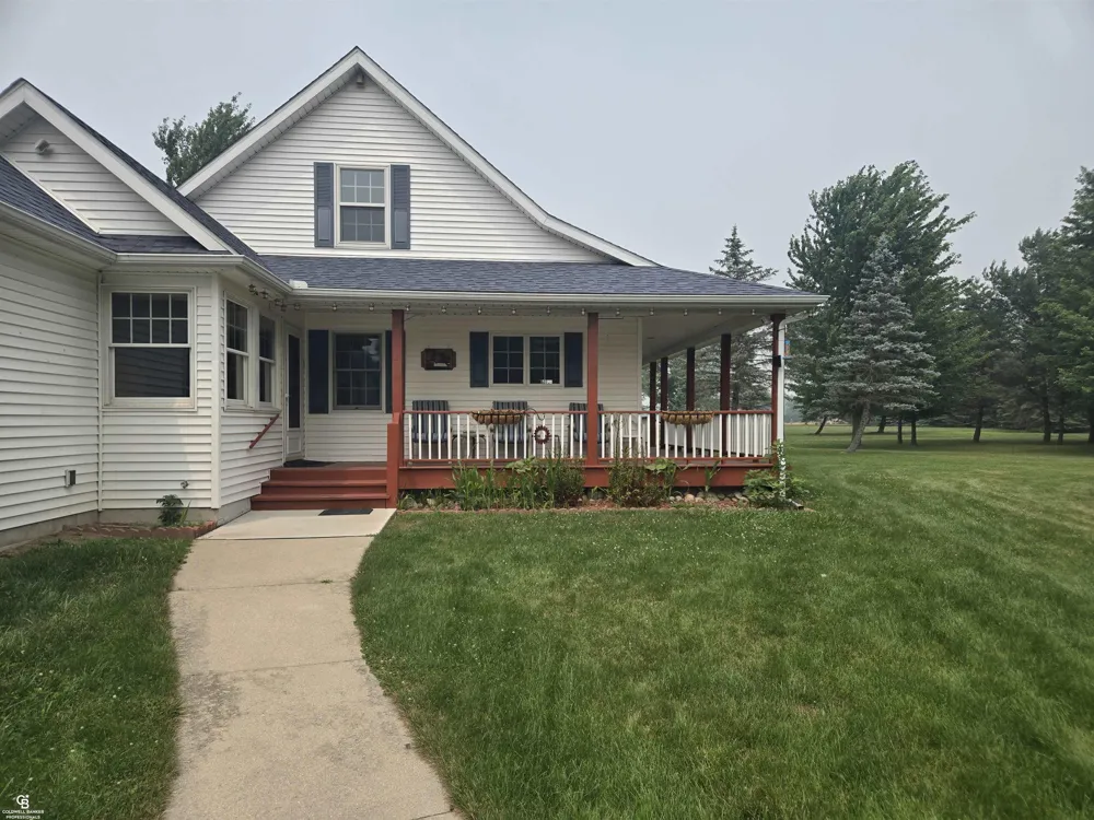 8045 Duquette Road Brockway Township, MI 48097