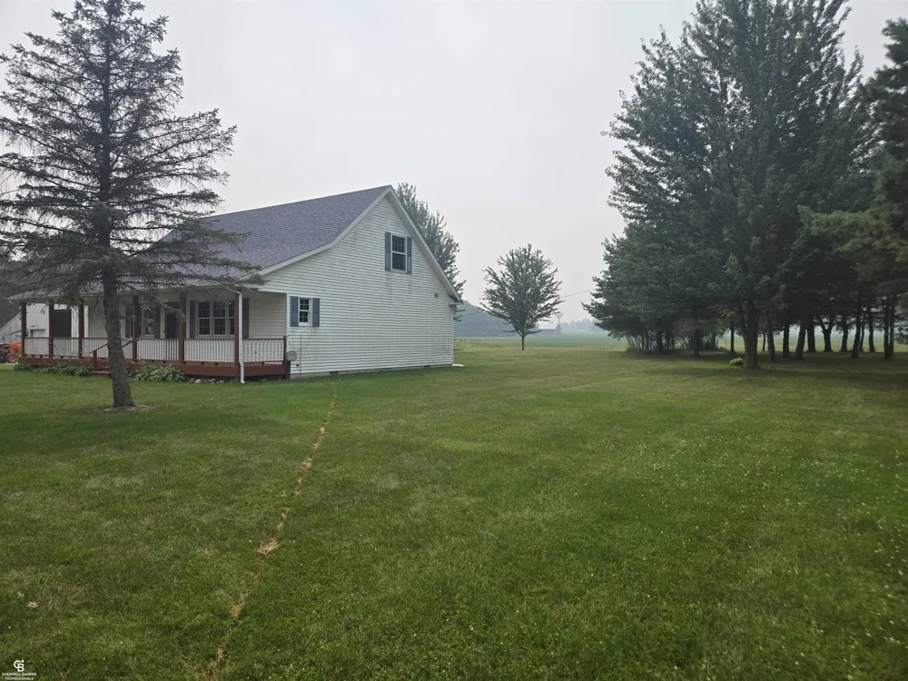 8045 Duquette Road Brockway Township, MI 48097