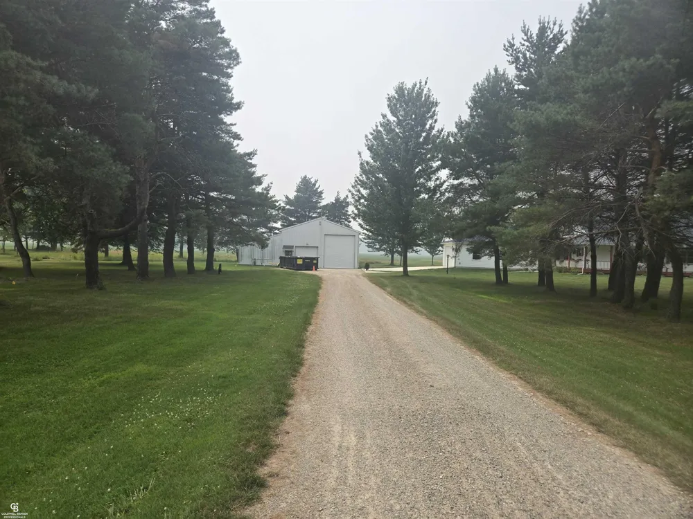 8045 Duquette Road Brockway Township, MI 48097