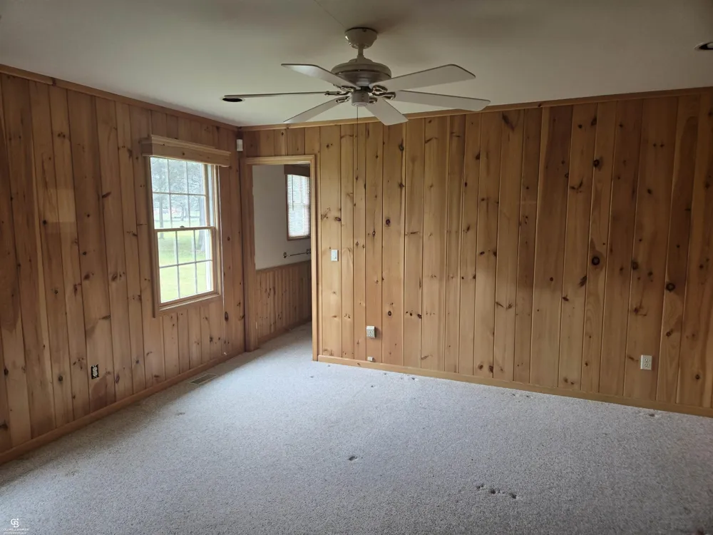 8045 Duquette Road Brockway Township, MI 48097