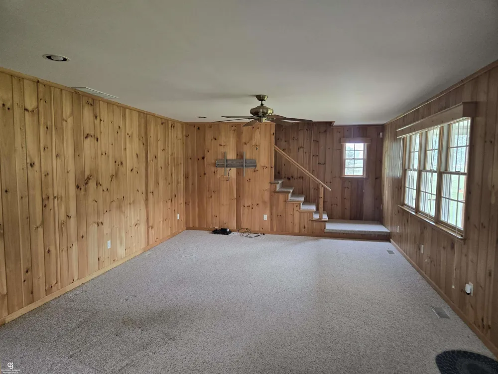 8045 Duquette Road Brockway Township, MI 48097