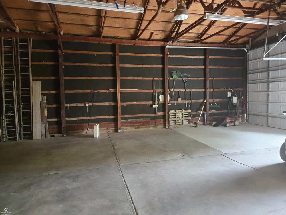 8045 Duquette Road Brockway Township, MI 48097