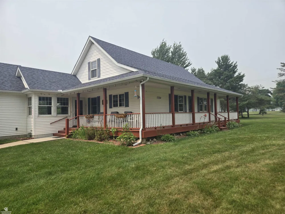 8045 Duquette Road Brockway Township, MI 48097