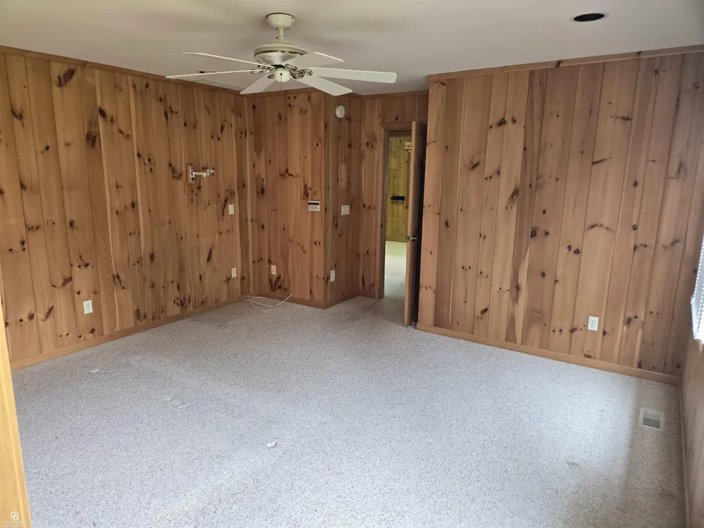 8045 Duquette Road Brockway Township, MI 48097