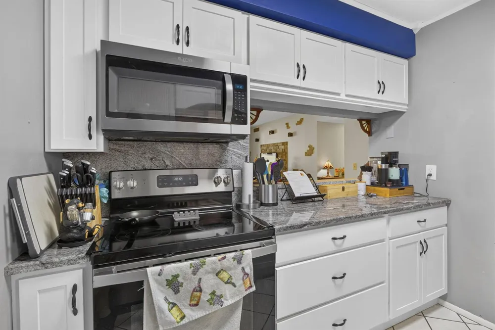 12027 GREENWAY CIRCLE S #204 Royal Palm Beach, FL 33411