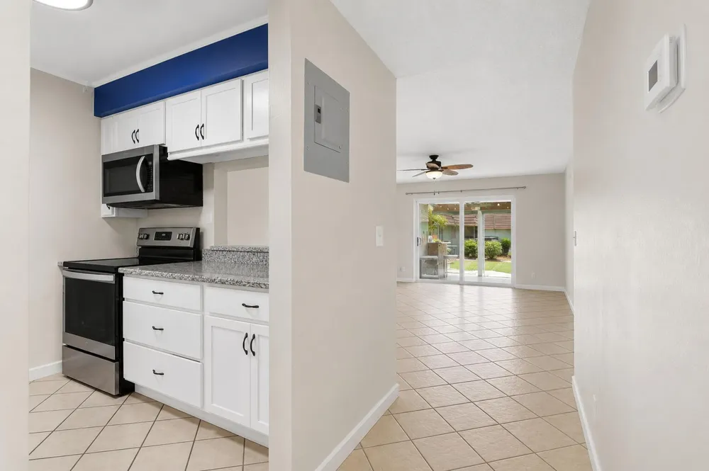 12027 GREENWAY CIRCLE S #204 Royal Palm Beach, FL 33411
