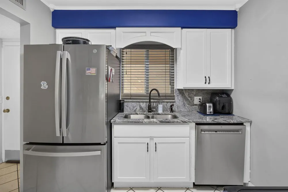 12027 GREENWAY CIRCLE S #204 Royal Palm Beach, FL 33411