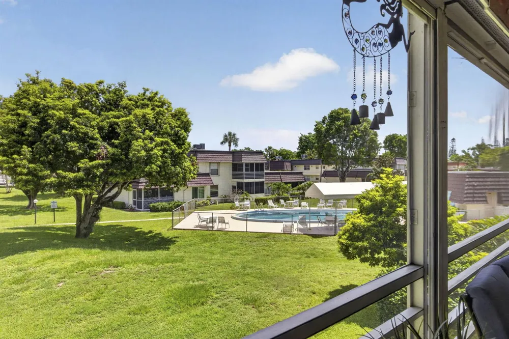 12027 GREENWAY CIRCLE S #204 Royal Palm Beach, FL 33411